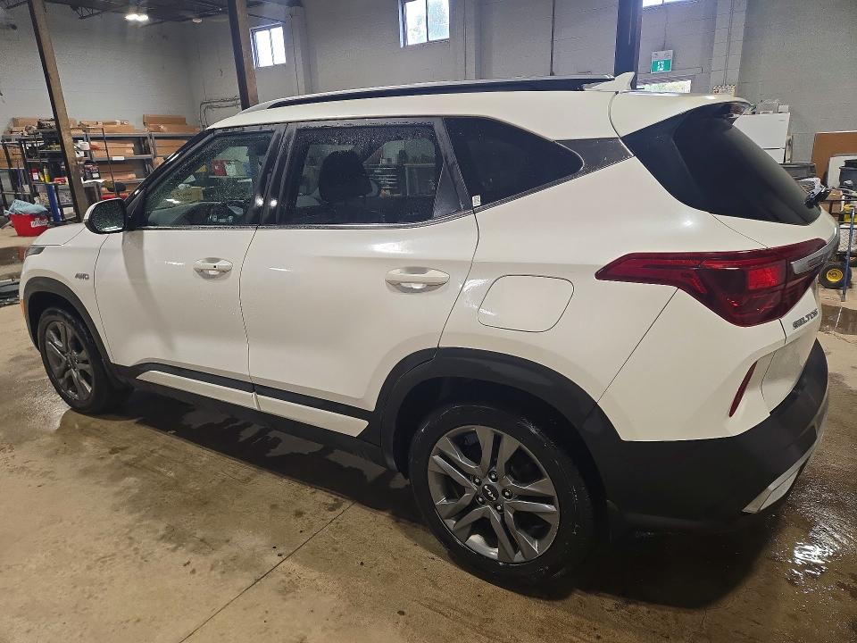 Продажа на аукционе авто 2022 Kia Seltos, vin: KNDEUCAA2N7300768, номер лота: 70358376
