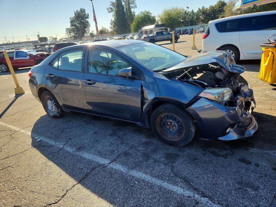 71846656 :رقم المزاد ، 5YFBURHE0GP429253 vin ، 2016 Toyota Corolla مزاد بيع