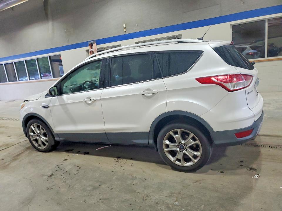 Продаж на аукціоні авто 2015 Ford Escape, vin: 1FMCU0J98FUA88131, номер лоту: 71658556