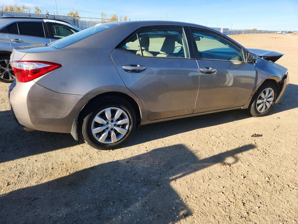 Продажа на аукционе авто 2015 Toyota Corolla, vin: 2T1BURHE2FC305080, номер лота: 72793336