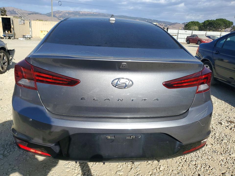 72363546 :رقم المزاد ، 5NPD84LF5LH533180 vin ، 2020 Hyundai Elantra مزاد بيع