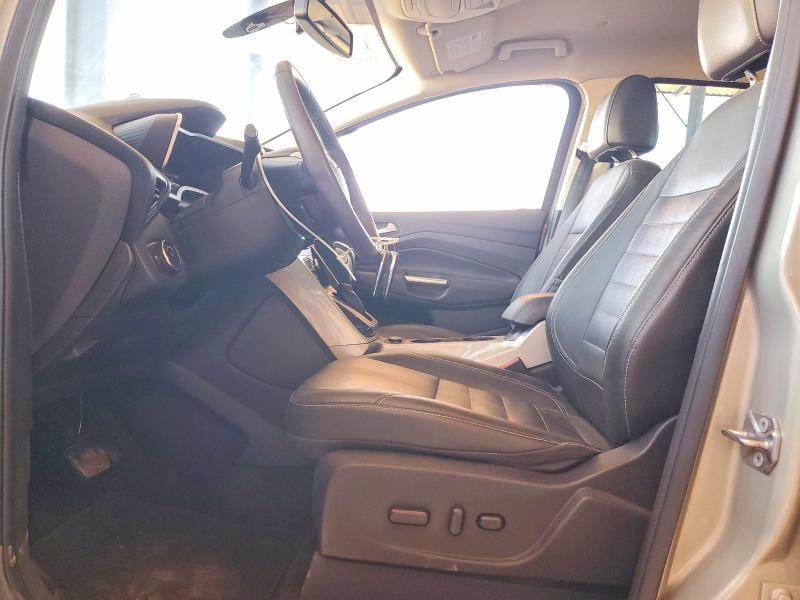 71046636 :رقم المزاد ، 1FADP5CU5FL104845 vin ، 2015 Ford C-max مزاد بيع