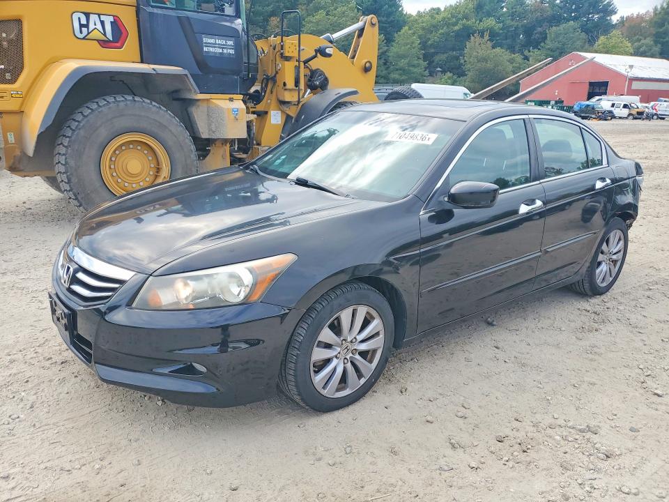 Aukcja sprzedaży 2011 Honda Accord, vin: 1HGCP3F86BA013356, numer aukcji: 71049836