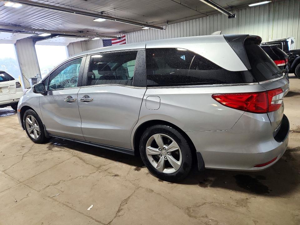 Продажа на аукционе авто 2018 Honda Odyssey, vin: 5FNRL6H77JB083092, номер лота: 73465546