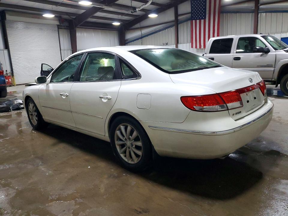 Продажа на аукционе авто 2006 Hyundai Azera, vin: KMHFC46F06A063330, номер лота: 71815306