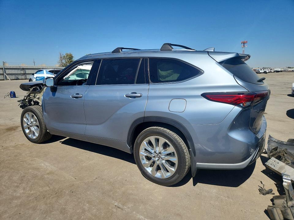 Продажа на аукционе авто 2021 Toyota Highlander, vin: 5TDDZRBH0MS062354, номер лота: 70384096