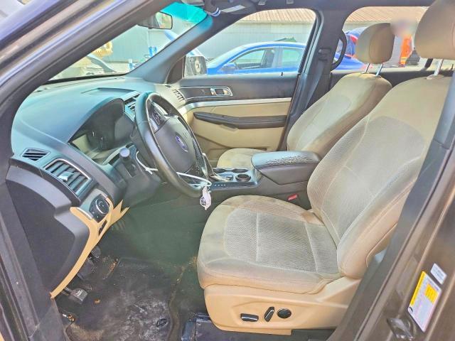 71353016 :رقم المزاد ، 1FM5K7D89HGA44957 vin ، 2017 Ford Explorer مزاد بيع