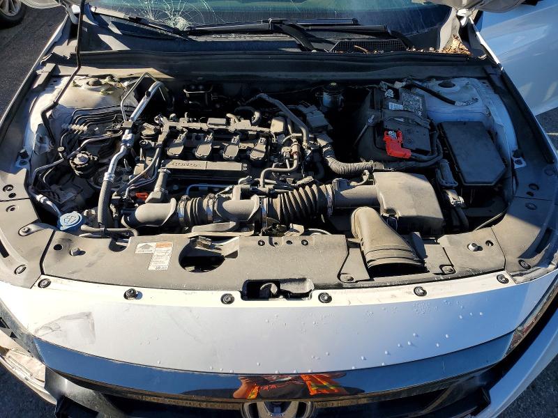 70980996 :رقم المزاد ، 1HGCV1F3XNA119327 vin ، 2022 Honda Accord مزاد بيع