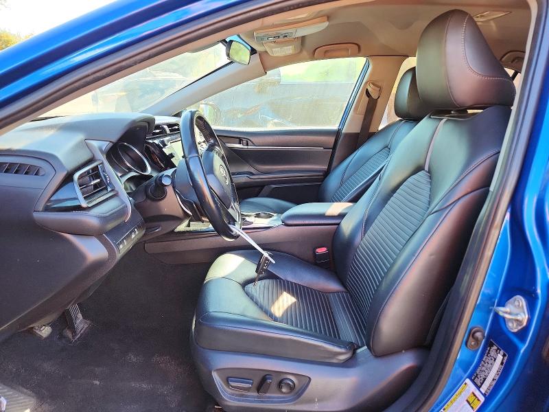 72378326 :رقم المزاد ، 4T1B11HK1KU204900 vin ، 2019 Toyota Camry مزاد بيع