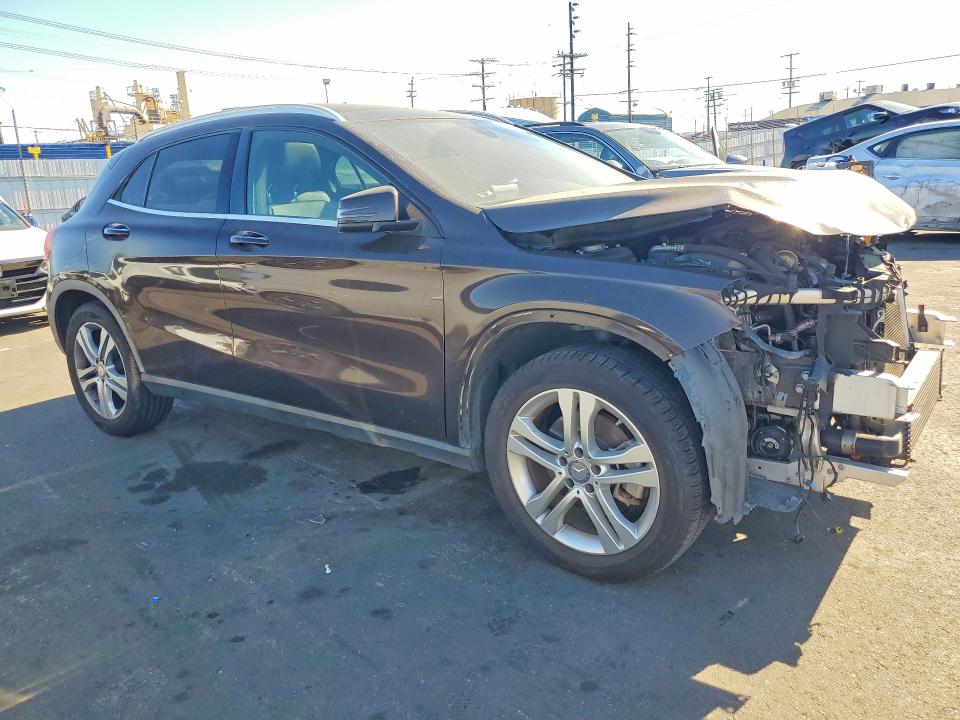 70502516 :رقم المزاد ، WDCTG4EB8GJ205378 vin ، 2016 Mercedes-benz Gla مزاد بيع