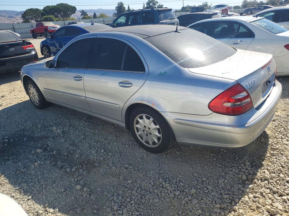 2003 Mercedes-benz E მანქანა იყიდება აუქციონზე, vin: WDBUF65J03A046736, აუქციონის ნომერი: 71748276