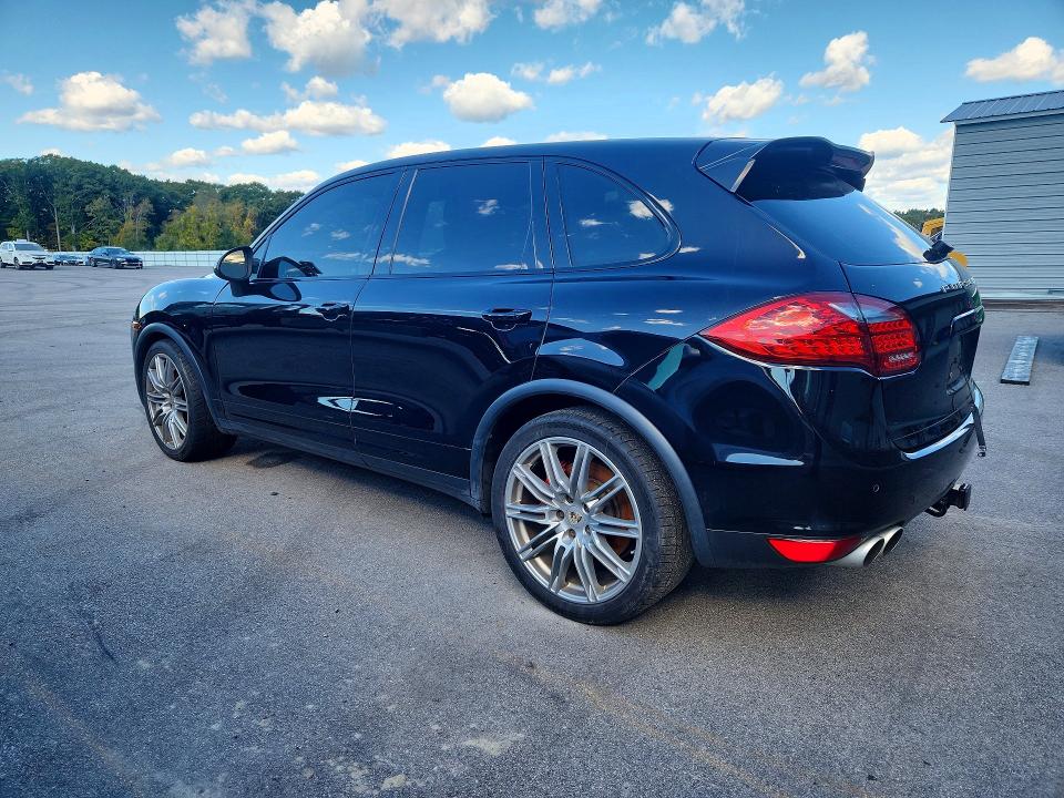 Продаж на аукціоні авто 2012 Porsche Cayenne, vin: WP1AC2A2XCLA80335, номер лоту: 72309076