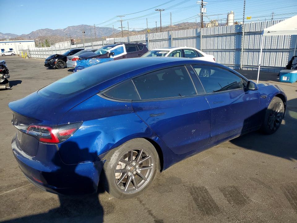 Продаж на аукціоні авто 2018 Tesla Model 3, vin: 5YJ3E1EA7JF102534, номер лоту: 71868536