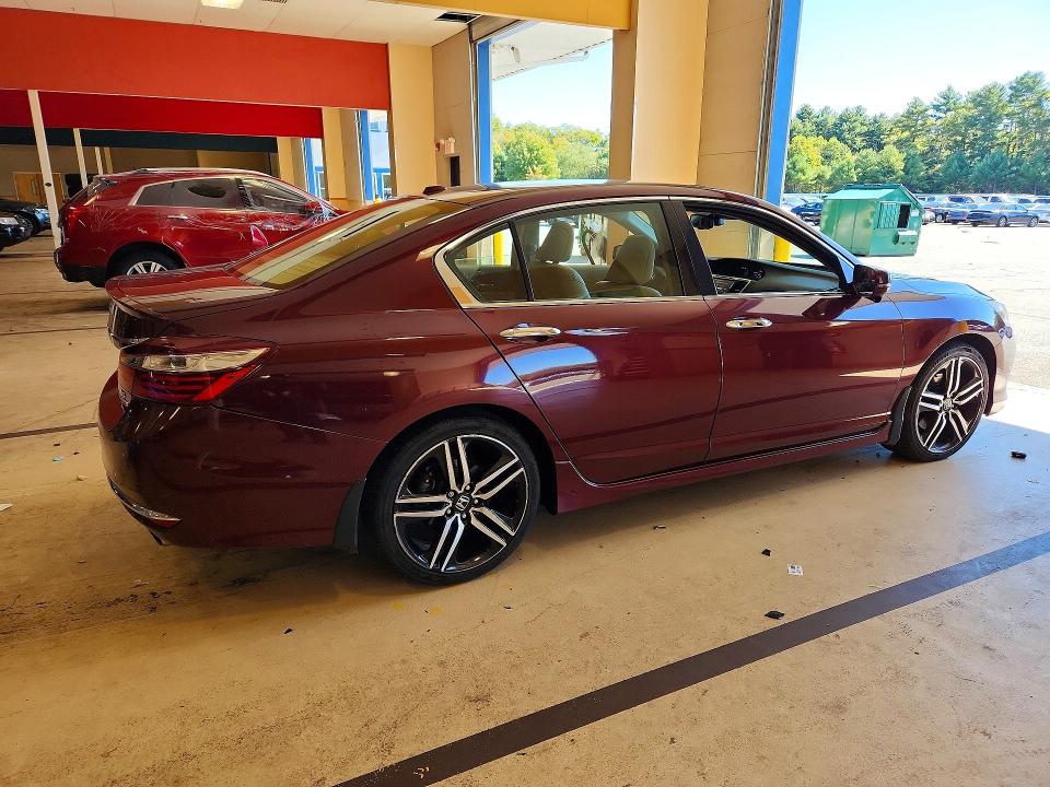 2017 Honda Accord მანქანა იყიდება აუქციონზე, vin: 1HGCR3F90HA012327, აუქციონის ნომერი: 71393266