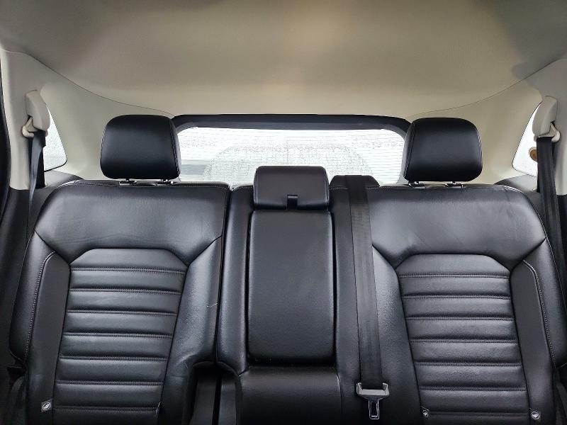 71586836 :رقم المزاد ، 2FMPK4J84GBC33503 vin ، 2016 Ford Edge مزاد بيع