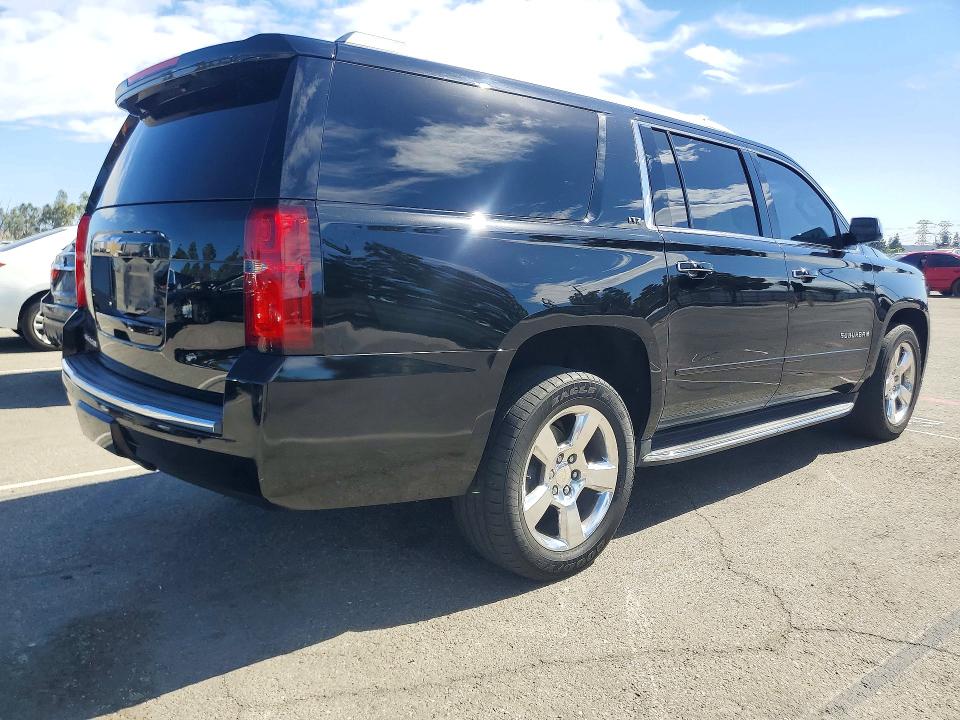 Продаж на аукціоні авто 2016 Chevrolet Suburban, vin: 1GNSCJKC0GR460916, номер лоту: 70140426