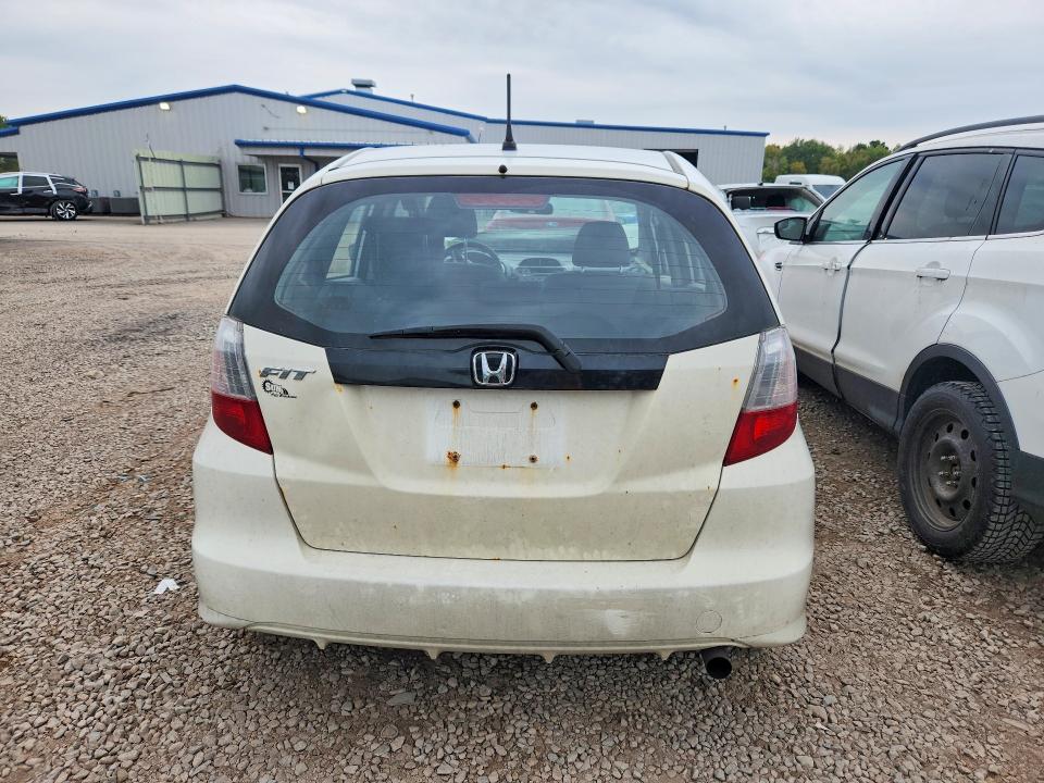 71151796 :رقم المزاد ، JHMGE8H35DC069153 vin ، 2013 Honda Fit مزاد بيع