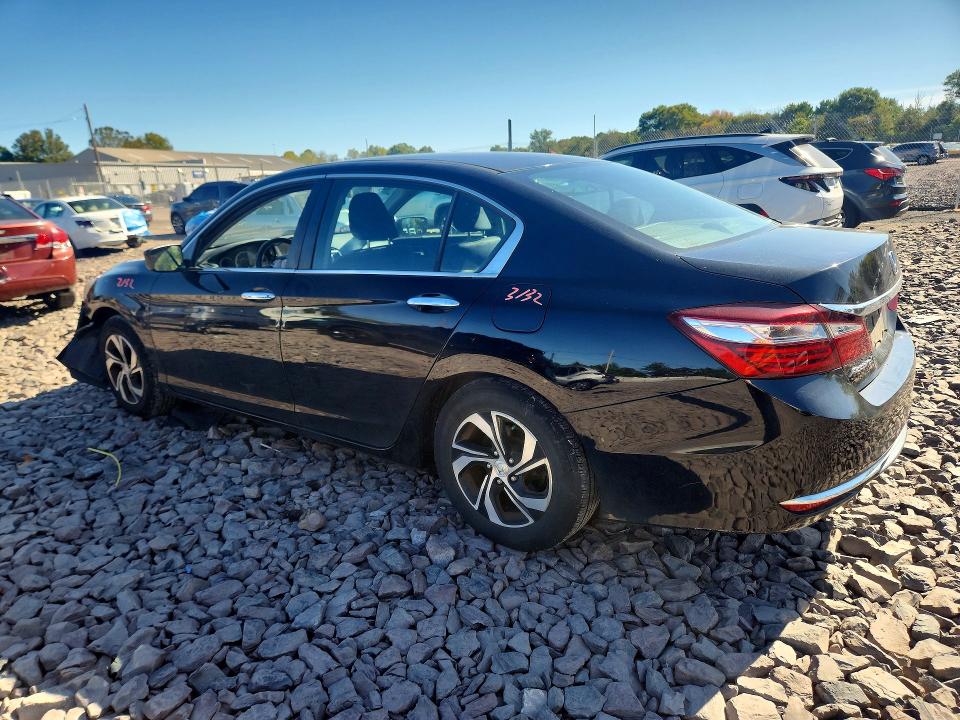 2017 Honda Accord მანქანა იყიდება აუქციონზე, vin: 1HGCR2F33HA068557, აუქციონის ნომერი: 70926986