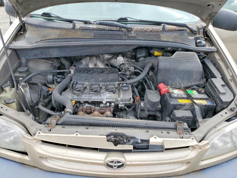 2000 Toyota Sienna მანქანა იყიდება აუქციონზე, vin: 4T3ZF13C9YU172990, აუქციონის ნომერი: 71889666