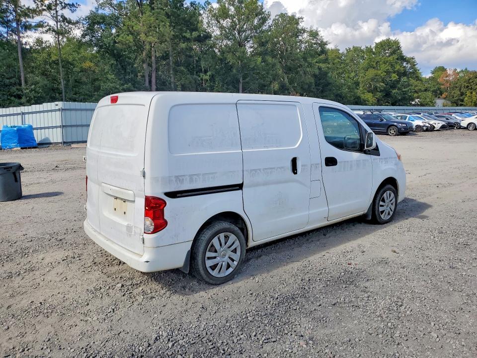 70111086 :رقم المزاد ، 3N6CM0KN2JK697897 vin ، 2018 Nissan Nv200 مزاد بيع