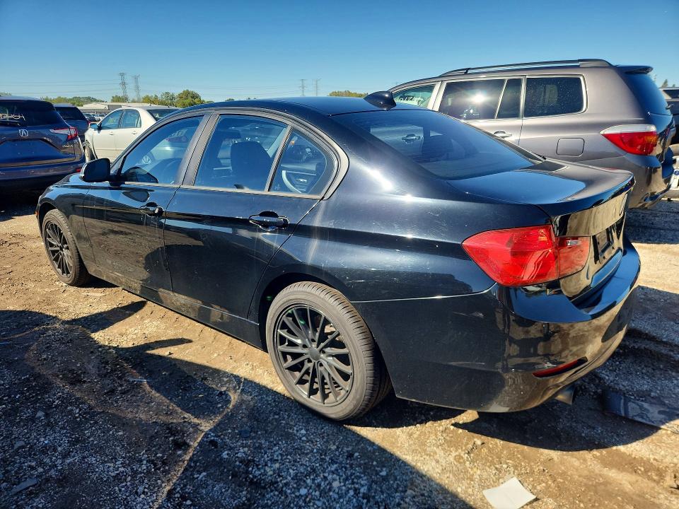 2015 Bmw 320 მანქანა იყიდება აუქციონზე, vin: WBA3B1C55FK139944, აუქციონის ნომერი: 71209056