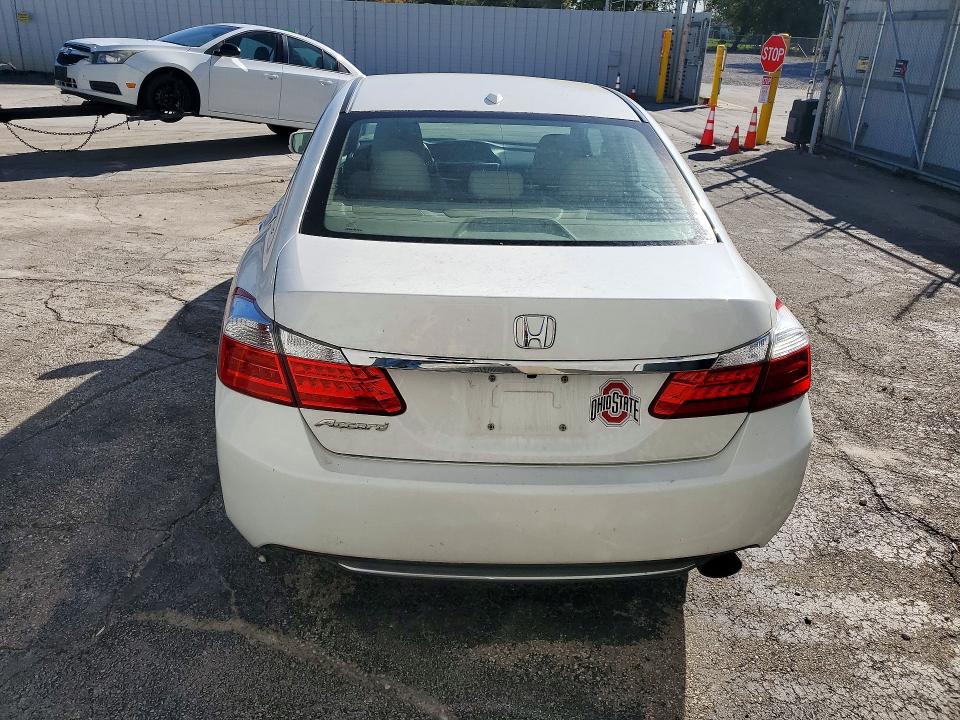 Aukcja sprzedaży 2015 Honda Accord, vin: 1HGCR2F82FA038572, numer aukcji: 71153856
