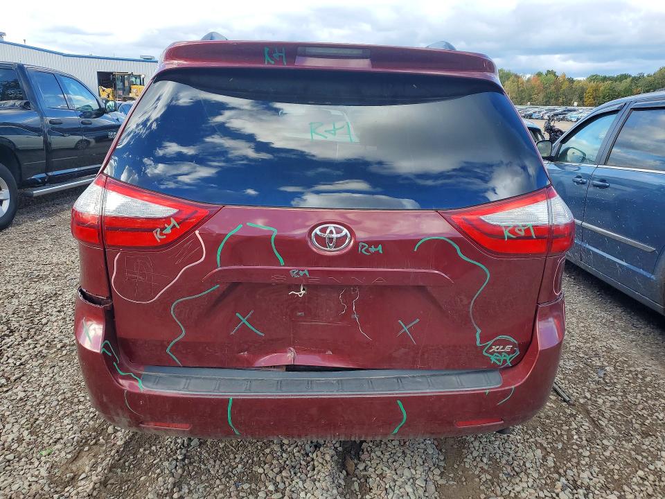 Продаж на аукціоні авто 2015 Toyota Sienna, vin: 5TDYK3DC1FS581792, номер лоту: 71935356
