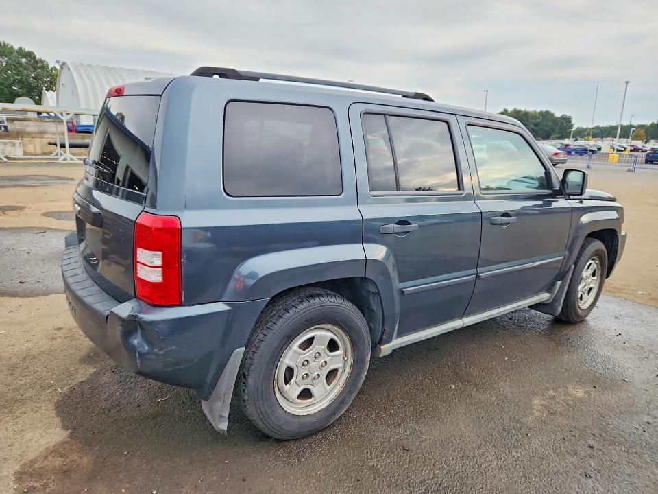 2008 Jeep Patriot მანქანა იყიდება აუქციონზე, vin: 1J8FT28WX8D721848, აუქციონის ნომერი: 70894856