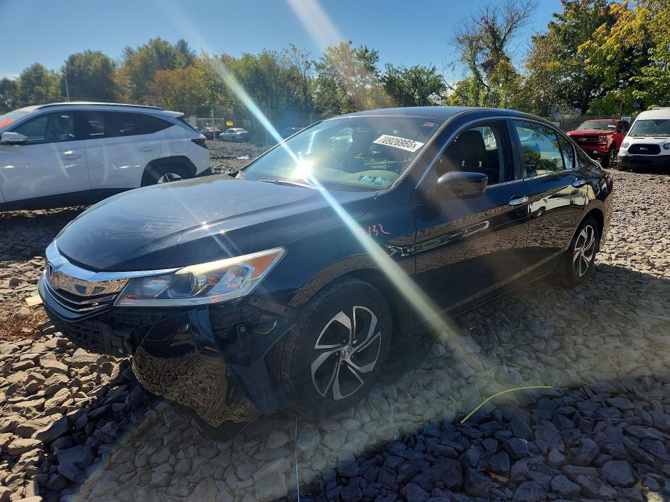 70926986 :رقم المزاد ، 1HGCR2F33HA068557 vin ، 2017 Honda Accord مزاد بيع