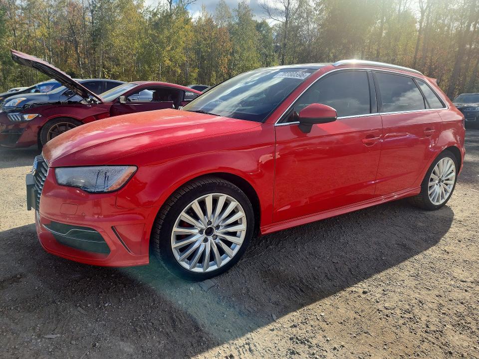 70380596 :رقم المزاد ، WAUSPBFF5GA068145 vin ، 2016 Audi A3 مزاد بيع