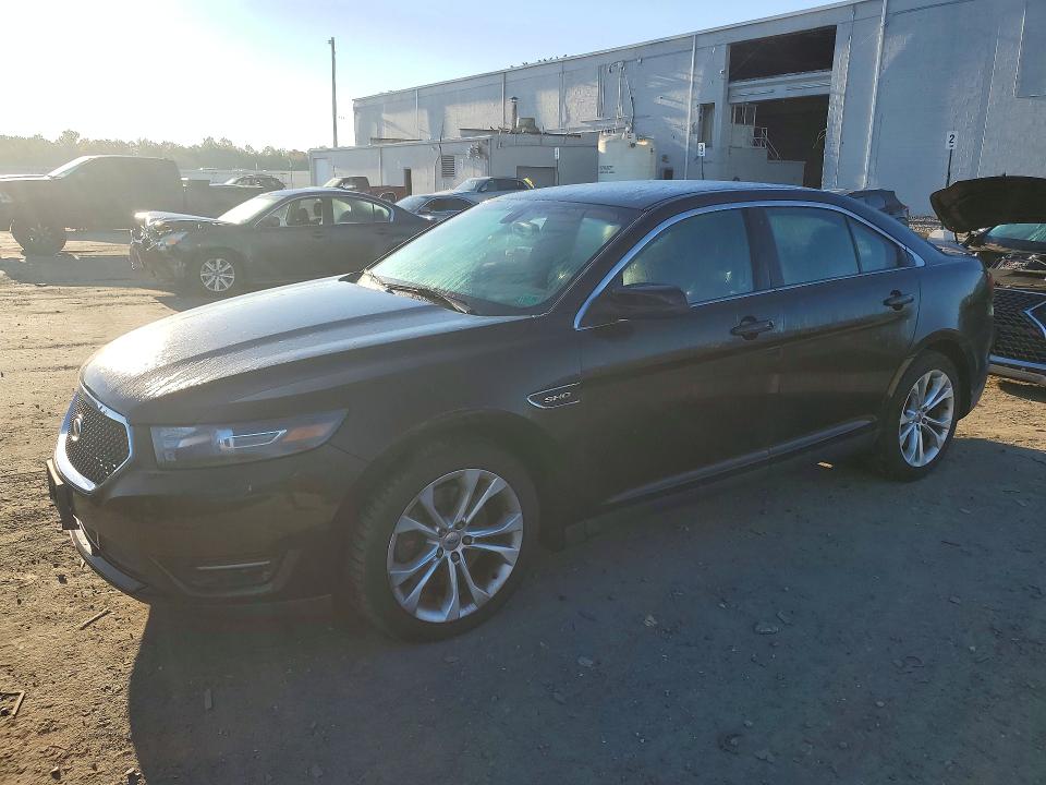 71786206 :رقم المزاد ، 1FAHP2KT5EG110385 vin ، 2014 Ford Taurus مزاد بيع