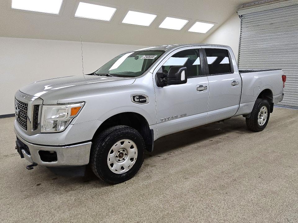 2017 Nissan Titan Xd მანქანა იყიდება აუქციონზე, vin: 1N6BA1F3XHN568832, აუქციონის ნომერი: 72408306