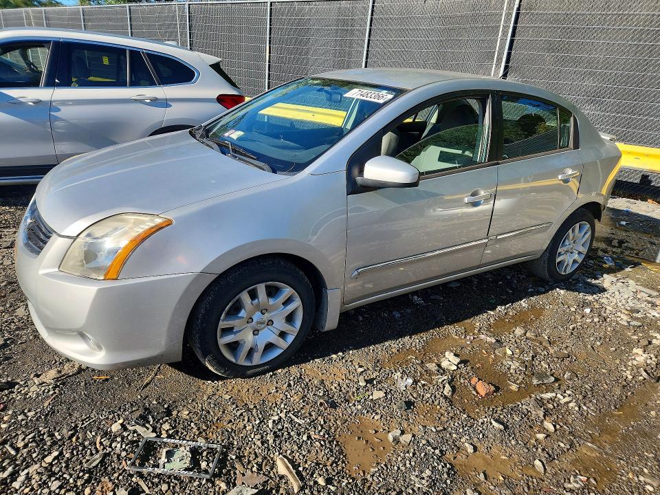 2011 Nissan Sentra მანქანა იყიდება აუქციონზე, vin: 3N1AB6AP0BL696803, აუქციონის ნომერი: 71483366