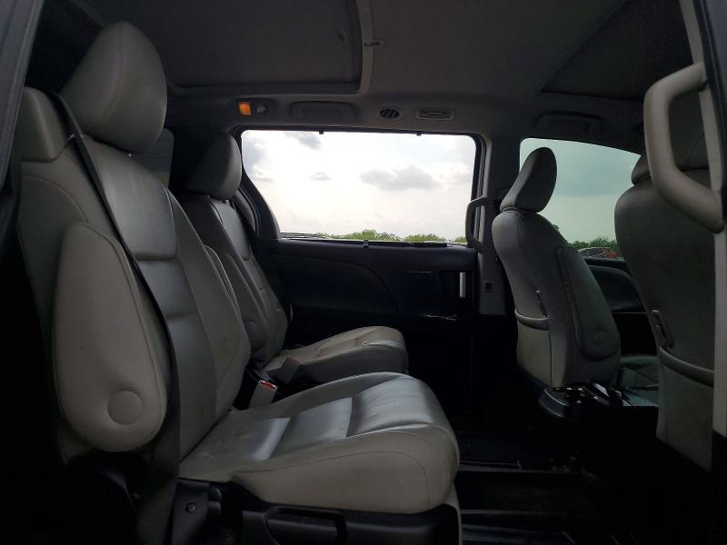 71217976 :رقم المزاد ، 5TDYK3DC9FS527804 vin ، 2015 Toyota Sienna مزاد بيع