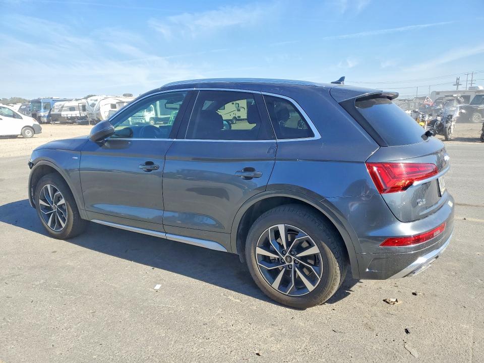70640016 :رقم المزاد ، WA1GAAFY9P2075402 vin ، 2023 Audi Q5 مزاد بيع