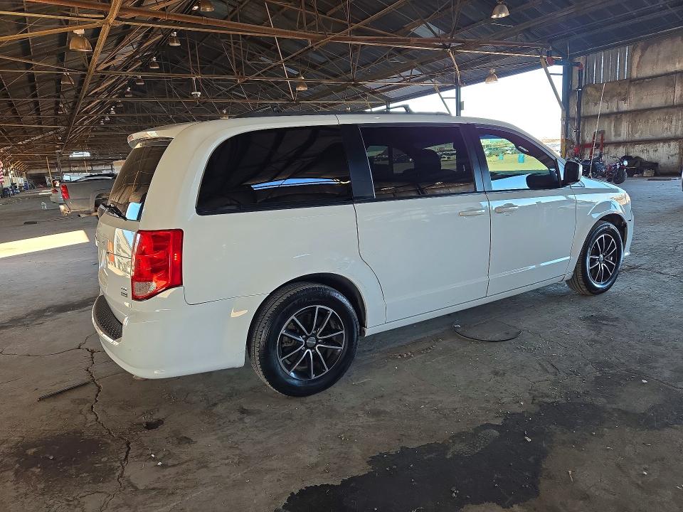 71487036 :رقم المزاد ، 2C4RDGEG9KR620770 vin ، 2019 Dodge Grand Caravan مزاد بيع