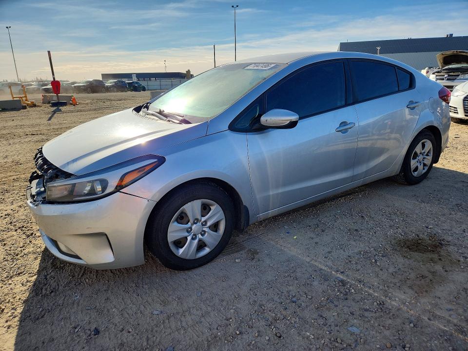 Продажа на аукционе авто 2017 Kia Forte, vin: 3KPFL4A77HE076726, номер лота: 71847496