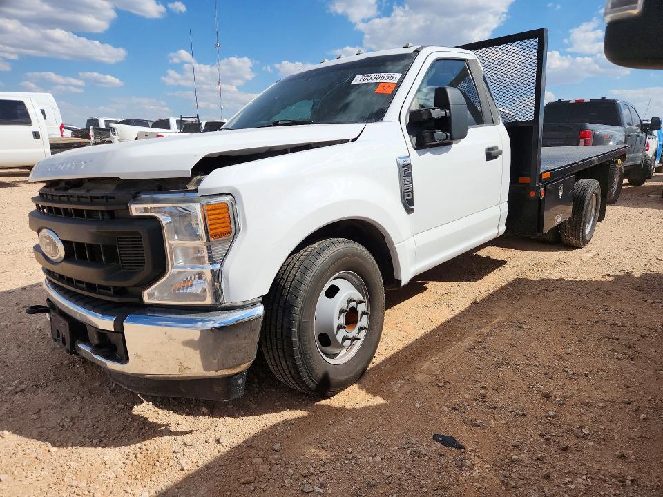 70538656 :رقم المزاد ، 1FDRF3G61MEC19958 vin ، 2021 Ford F350 مزاد بيع