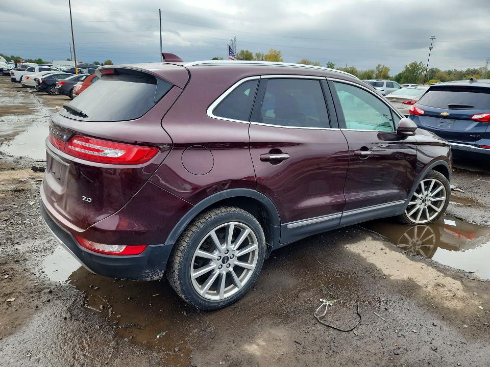 Продажа на аукционе авто 2019 Lincoln Mkc, vin: 5LMCJ3C95KUL04208, номер лота: 71359806