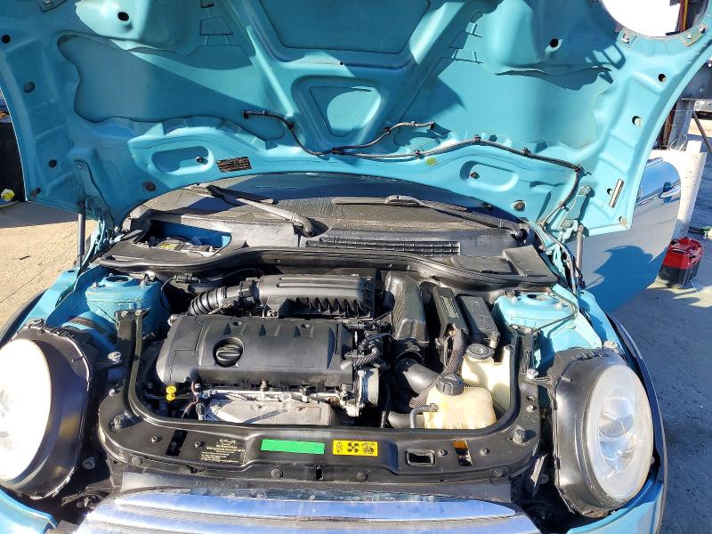 2009 Mini Cooper მანქანა იყიდება აუქციონზე, vin: WMWMF335X9TW70558, აუქციონის ნომერი: 73172696
