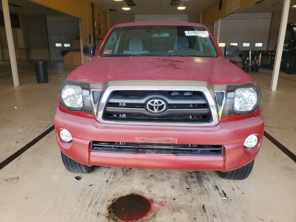 2006 Toyota Tacoma მანქანა იყიდება აუქციონზე, vin: 5TEMU52N36Z215196, აუქციონის ნომერი: 71108396