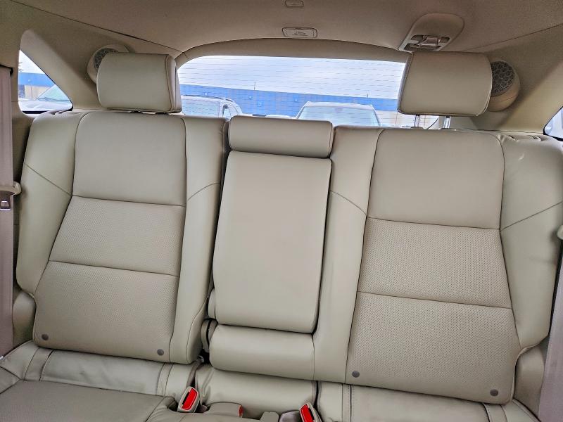 Продаж на аукціоні авто 2018 Acura Rdx, vin: 5J8TB4H57JL023713, номер лоту: 71428266