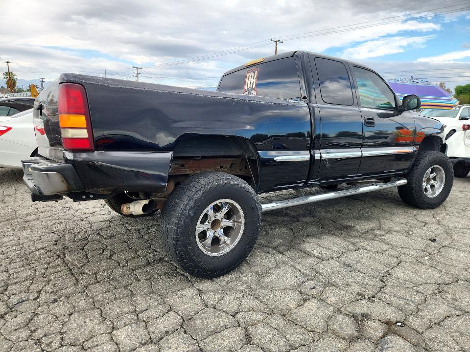 74063906 :رقم المزاد ، 2GTEC19T411406238 vin ، 2001 Gmc New Sierra مزاد بيع