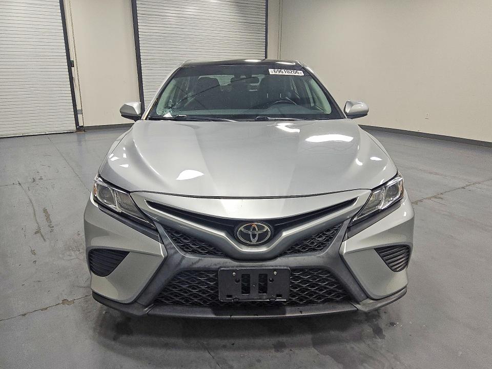 Aukcja sprzedaży 2019 Toyota Camry, vin: 4T1B11HK4KU194993, numer aukcji: 69610206