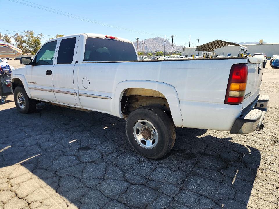 71451796 :رقم المزاد ، 1GTHC29G92E173480 vin ، 2002 Gmc Sierra مزاد بيع