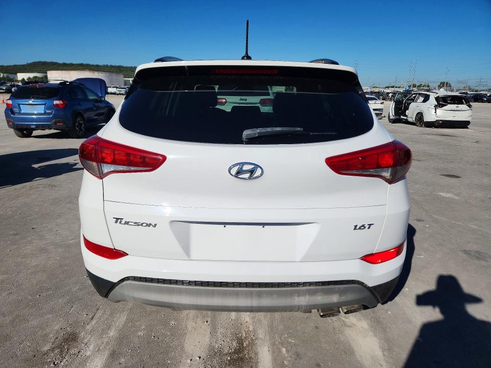 2017 Hyundai Tucson მანქანა იყიდება აუქციონზე, vin: KM8J33A21HU550448, აუქციონის ნომერი: 71949096
