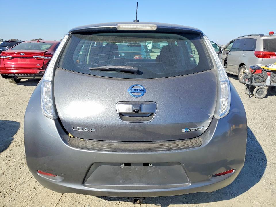 71297216 :رقم المزاد ، 1N4BZ0CP9HC300305 vin ، 2017 Nissan Leaf مزاد بيع