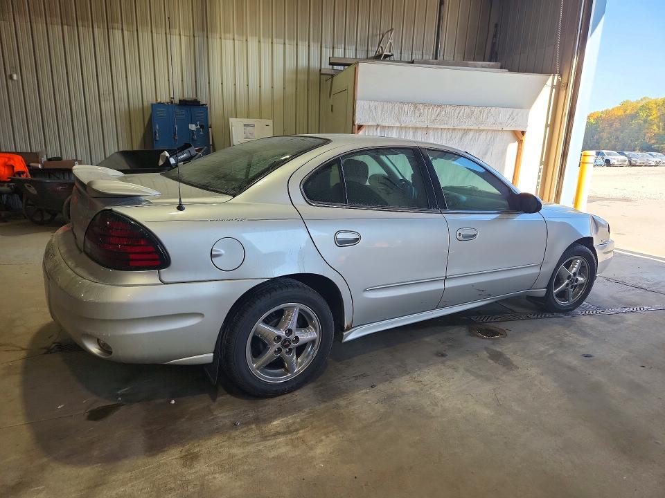 72779826 :رقم المزاد ، 1G2NF52E84M504941 vin ، 2004 Pontiac Grand Am مزاد بيع