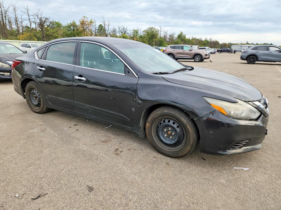 Продажа на аукционе авто 2018 Nissan Altima, vin: 1N4AL3AP5JC105518, номер лота: 71195906