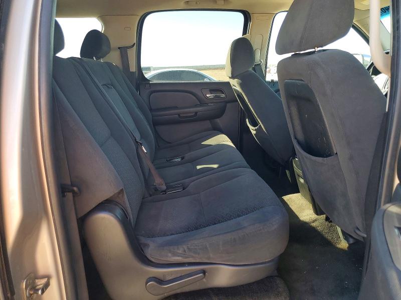 73649846 :رقم المزاد ، 3GNFK16347G217222 vin ، 2007 Chevrolet Suburban مزاد بيع